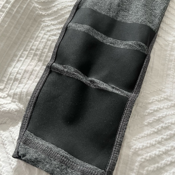 BEBE sport leggings grey and black brand NEW xs extra small women pants - Picture 6 of 7